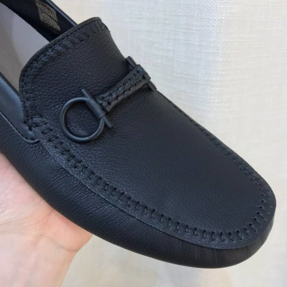 NEW Authentic Salvatore Ferragamo Antigua Pebbled Black Leather Driving Loafers main image 7